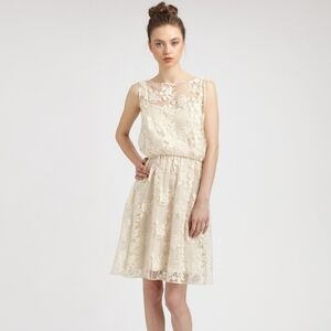2X HP. ALICE And Olivia Darcy Lace Layover Dress